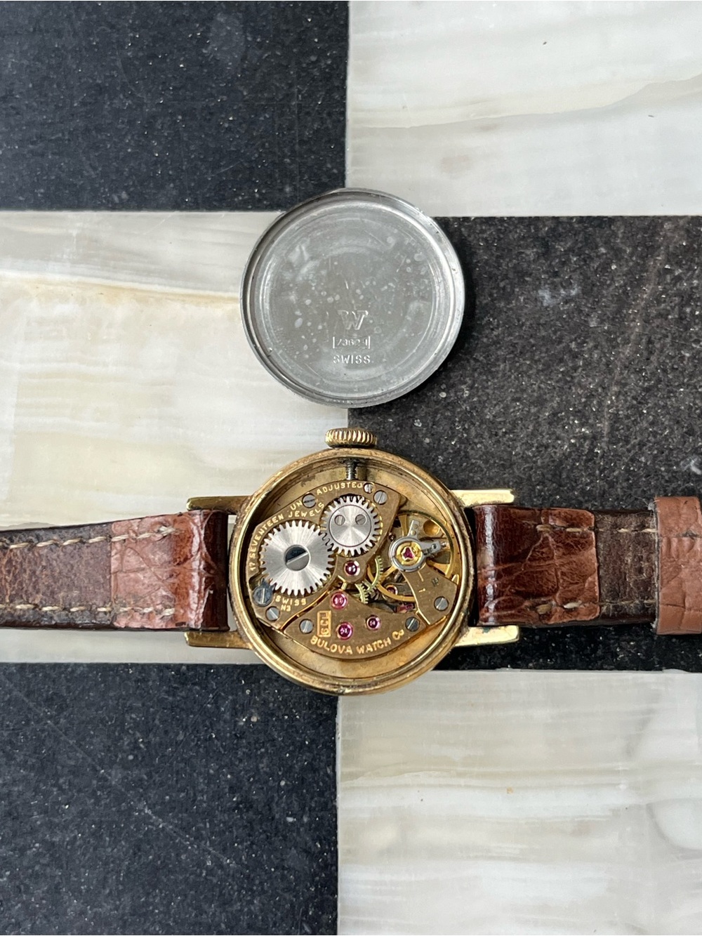 Womens Bulova Mechanical Watch 17 Jewels 21mm Vintage Electroplated Gold Working - Picture 5 of 5
